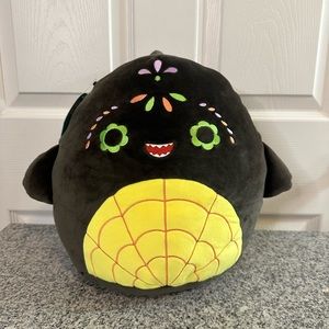 NWT 12” Oceana Candian release DOTD shark Squishmallow